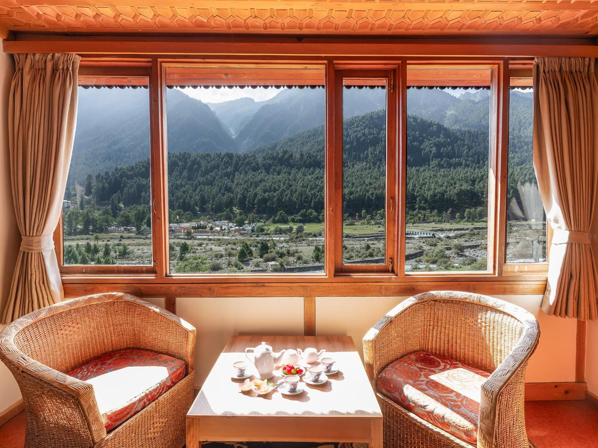 Pahalgam Hotel Pahalgām Exterior foto