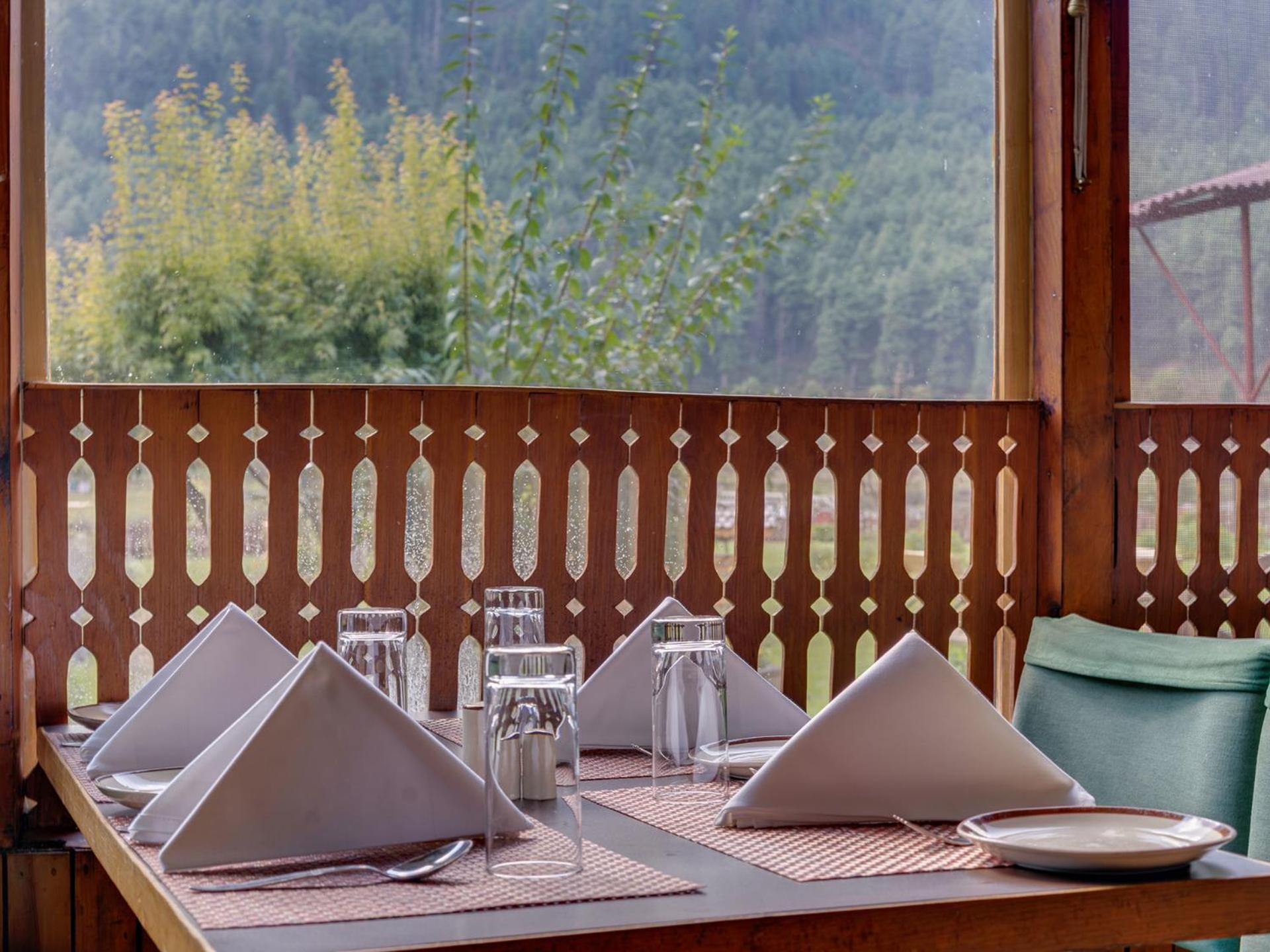 Pahalgam Hotel Pahalgām Exterior foto